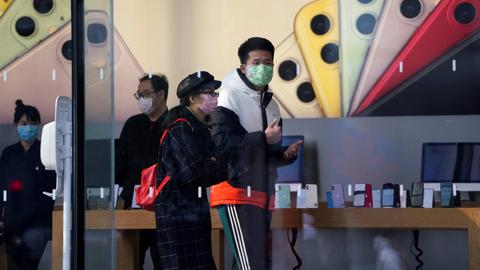 Apple temporarily closes stores in China amid virus outbreak