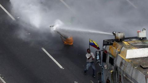 Venezuela on edge as violent protests continue