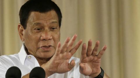 Duterte offers bounty for Philippine militants