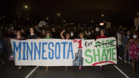 Hundreds protest in Minnesota after cop acquitted of slaying black man