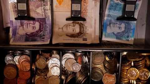 UK's debt plagued by Covid-19 exceeds $2.6 trillion for first time