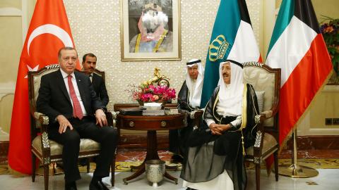 Erdogan arrives in Kuwait as trip to Gulf region continues
