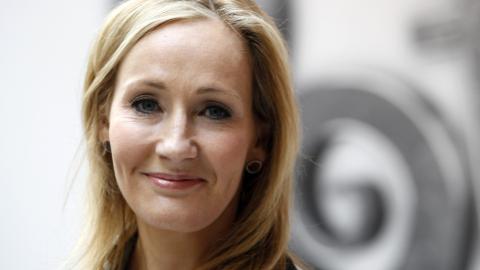 Author JK Rowling apologises over Trump tweets