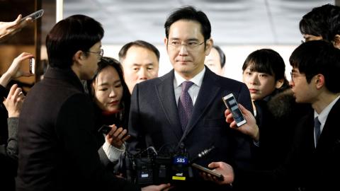 S Korea prosecutors seek 12-year jail term for Samsung chief