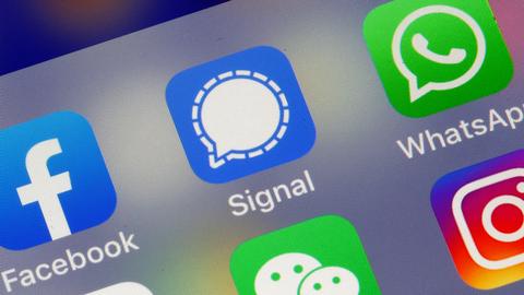 WhatsApp scrambles to explain as users migrate to Signal and Telegram