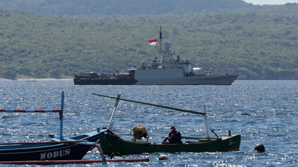 Indonesian submarine missing