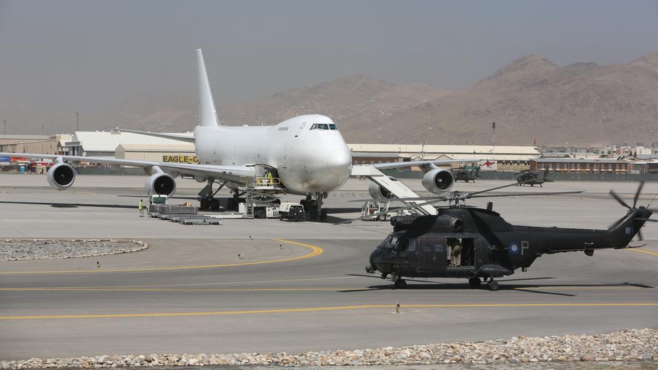 Turkey Offers To Run Kabul Airport After Nato S Afghan Withdrawal [ 540 x 960 Pixel ]