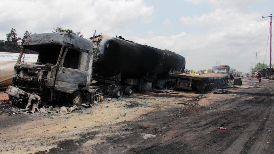 tank truck rollover