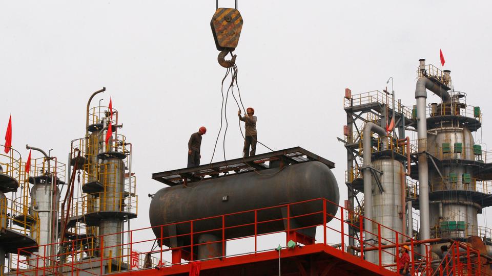 Russia took back the top ranking of China's crude oil supplier after a gap of 19 months.