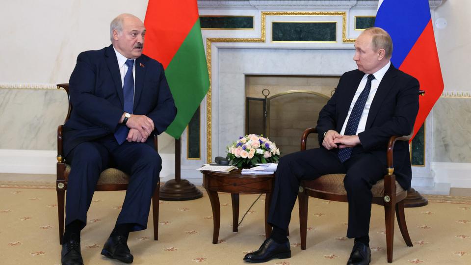 Lukashenko tells Putin that Belarus is concerned by the 