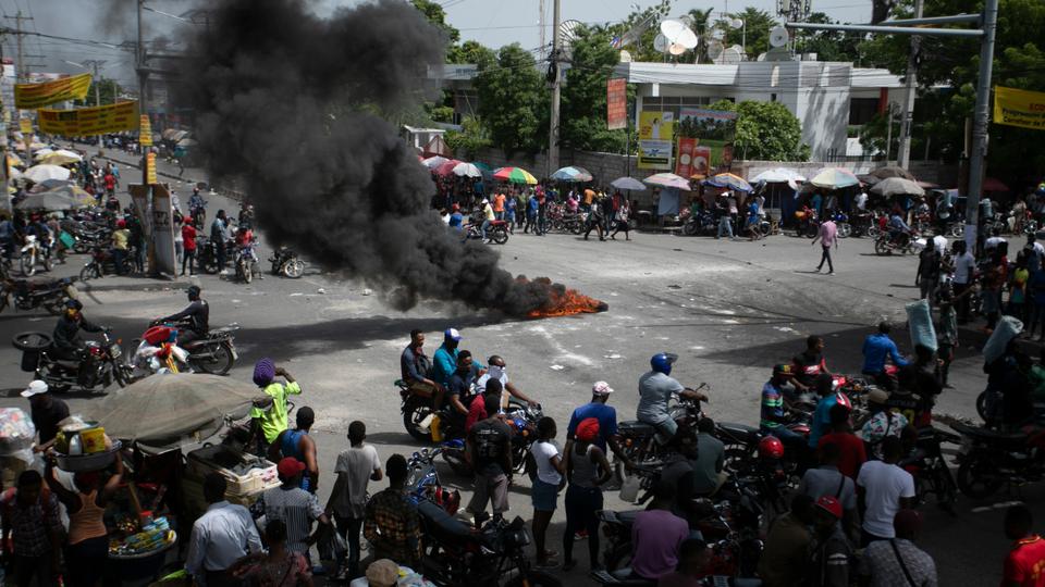 Soaring prices, food and fuel shortages and rampant gang violence are accelerating a brutal downward spiral in the security situation in the Haitian capital.