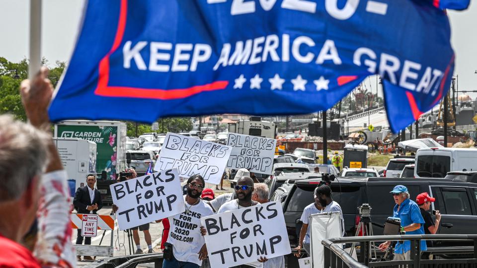 Trump supporters gather near his residence at Mar-a-Lago in Florida to condemn the FBI raid on his palatial residence.