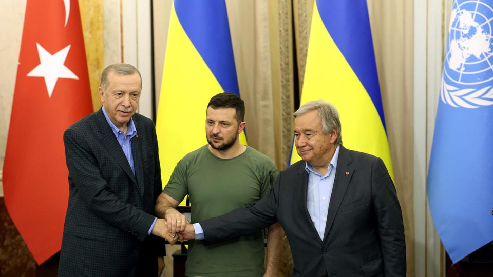 Erdogan has met his Ukrainian counterpart and the UN chief in Ukraine's Lviv for a trilateral summit where they discussed diplomatic solutions to the Ukraine conflict.