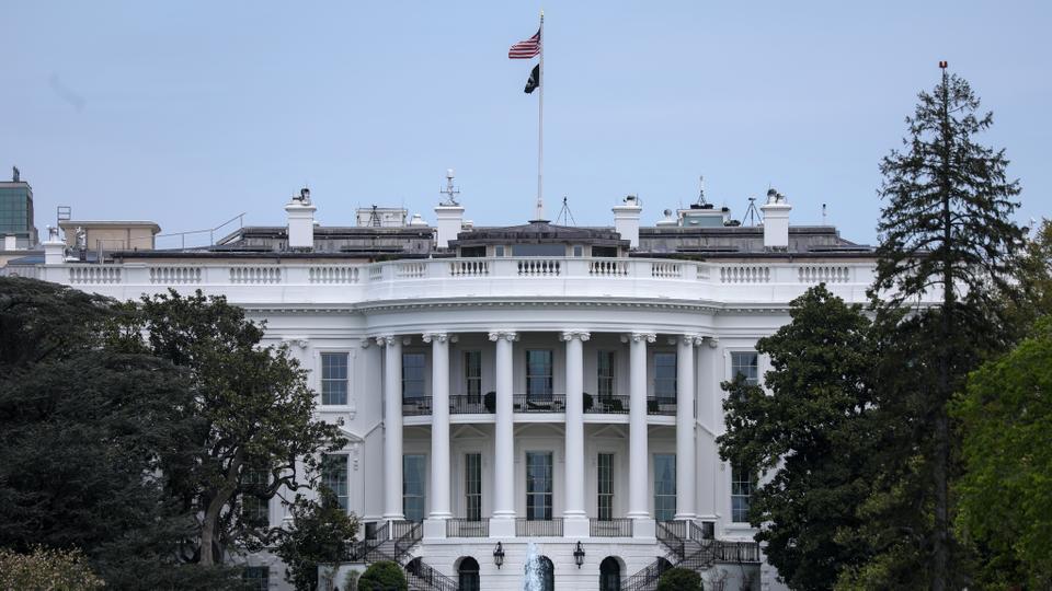 The scheduled grand jury appearances underscore how Justice Department officials examining schemes to overturn the presidential contest have been seeking the cooperation of senior White House officials and advisers who opposed those efforts.