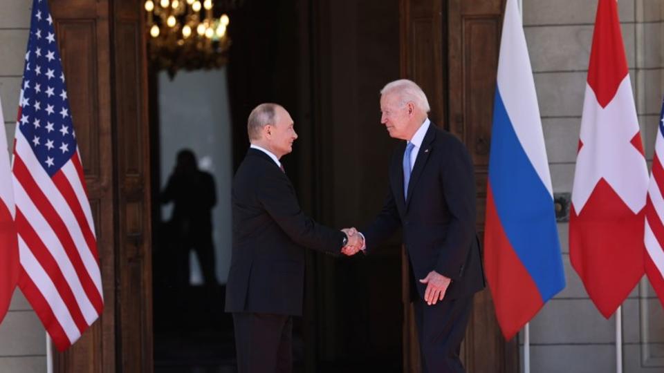 Deep fissures have reemerged in the US-Russia relationship in recent years, raising once again the possibility of a nuclear arms race.