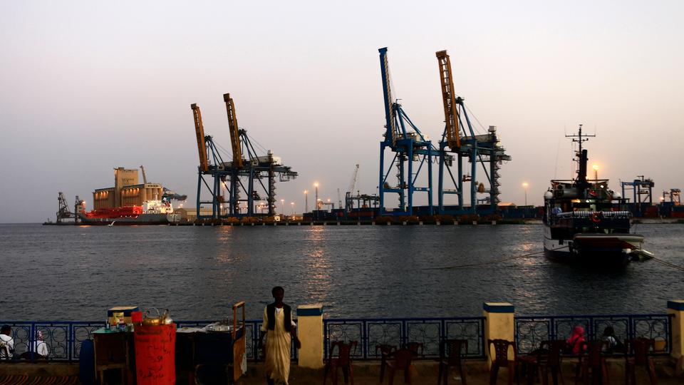 Abu Amama port, to be built north of the existing key hub of Port Sudan, will include an industrial zone, an international airport, and an agricultural area covering over 400,000 acres.