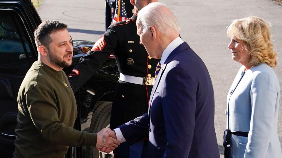 Zelenskyy arrives in the US on his first foreign trip since the war began.