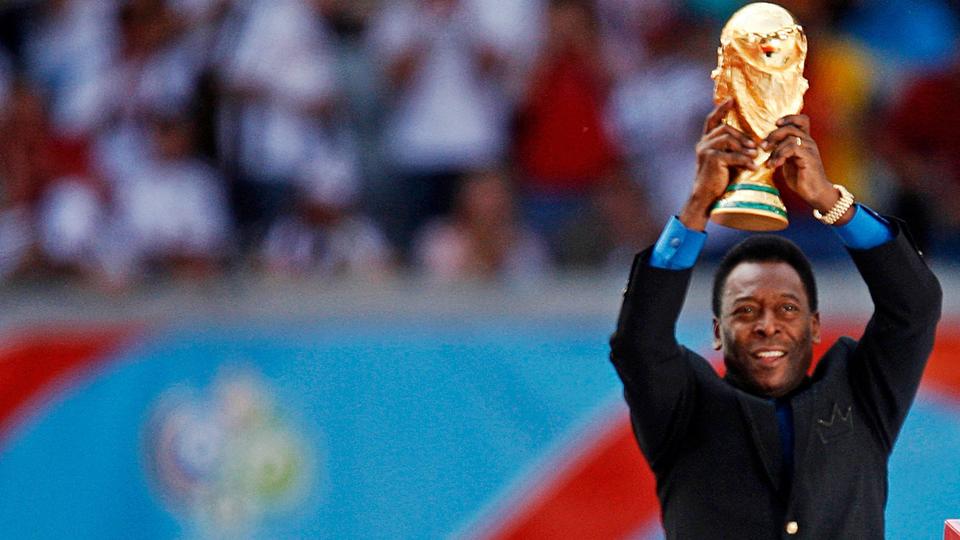 According to his doctors, Pele's cancer had advanced in recent weeks and he required care related to renal and cardiac dysfunction.