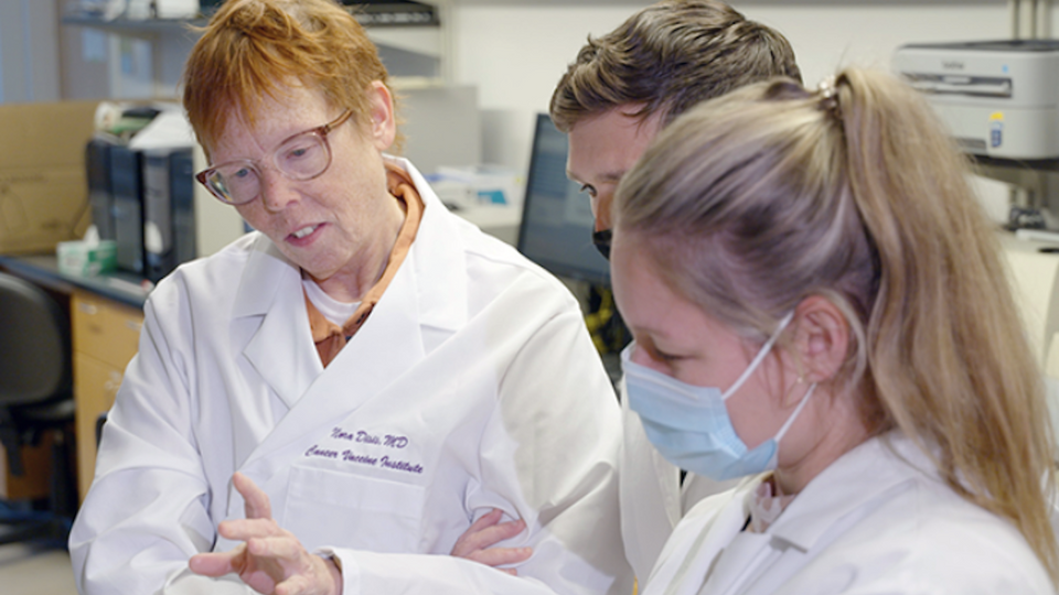 Dr. Nora Disis (L) led the team who worked on the breast cancer vaccine at UW Medicine's Cancer Vaccine Institute.