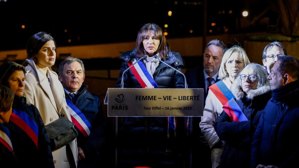 Paris Mayor Anne Hidalgo (centre) is one of the most outspoken French officials, who have participated in protests denouncing the violent crackdown of demonstrations in Iran.