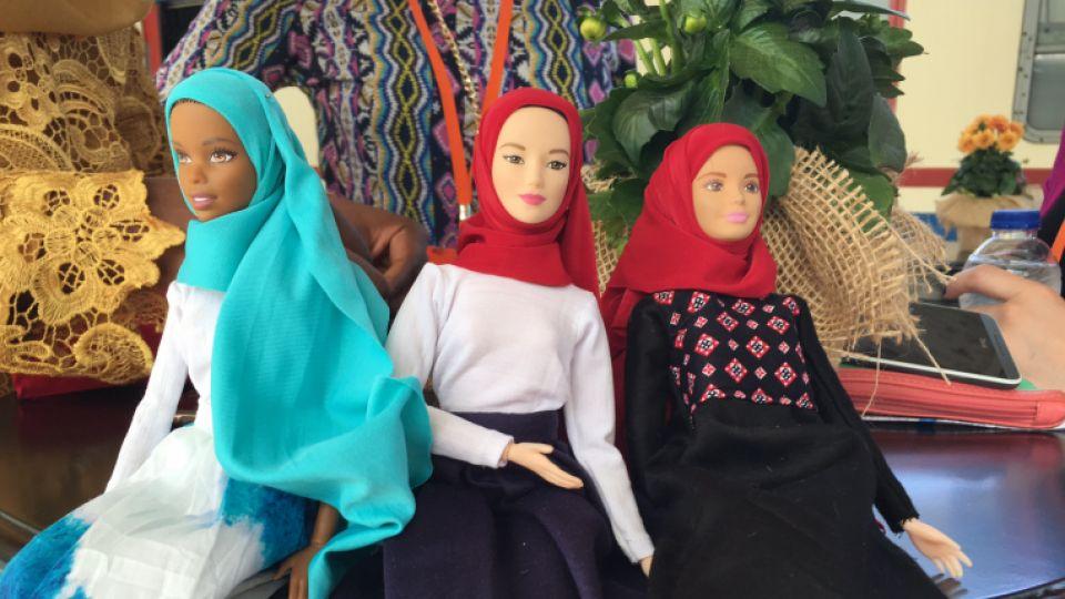 modest barbie abaya