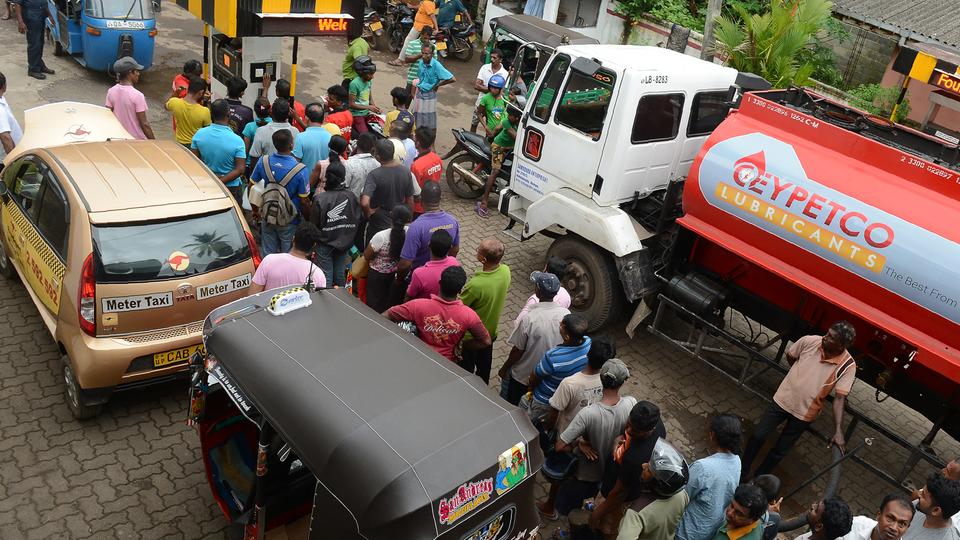 Sri Lanka Mob Storms President’s House, Gasoline is a GOVERNMENT RUN