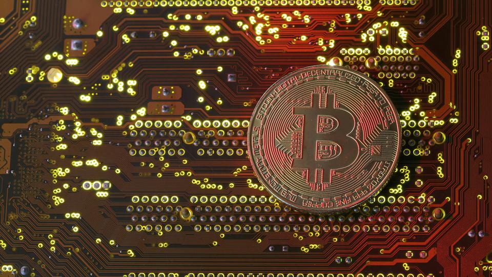 As Bitcoin's value soars, more and more powerful computers are being installed to mine the cryptocurrency, increasing the consumption of electricity.