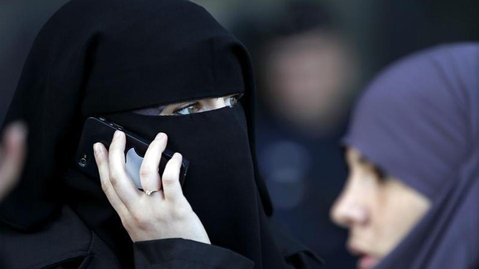 Denmark Proposes To Ban The Full Face Veil In Public