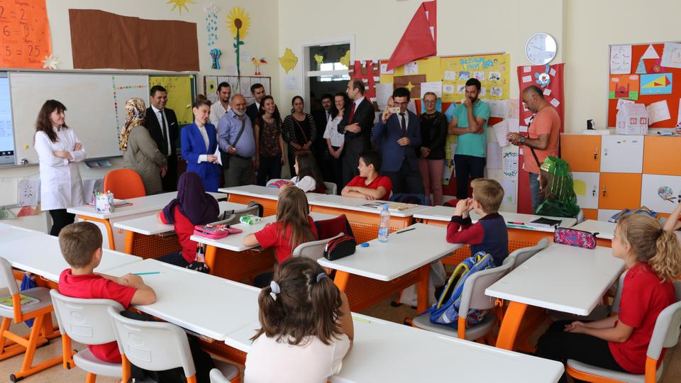 Turkey tries to counter Gulenist schools in Kosovo