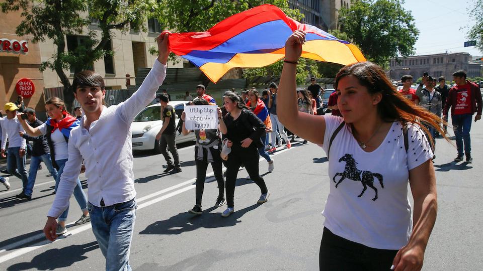 Opposition supporters protest against the ruling elite during a rally in Yerevan, Armenia April 26, 2018.