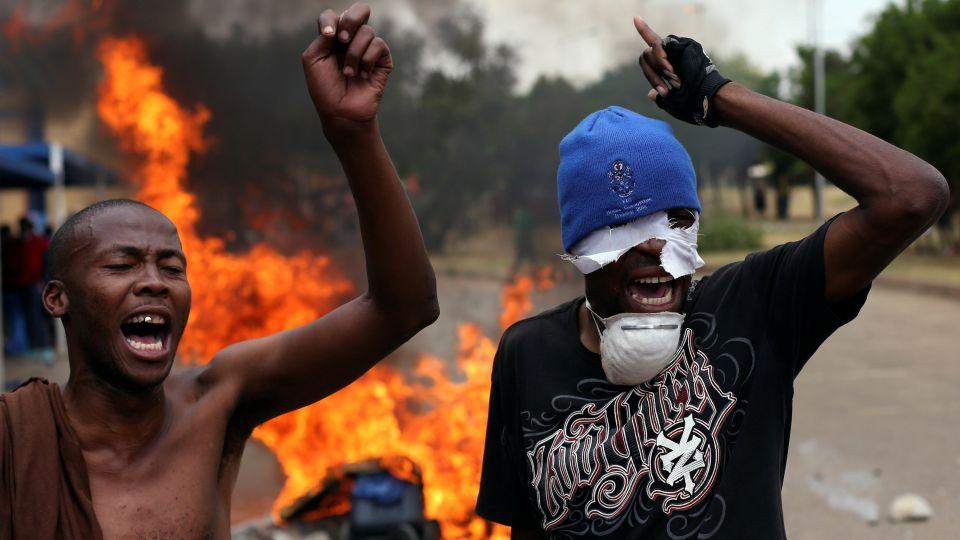 South African Govt Demands End To Violent Student Protests