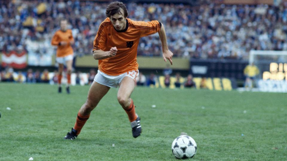 Netherlands forward Rob Rensenbrink dies at age 72