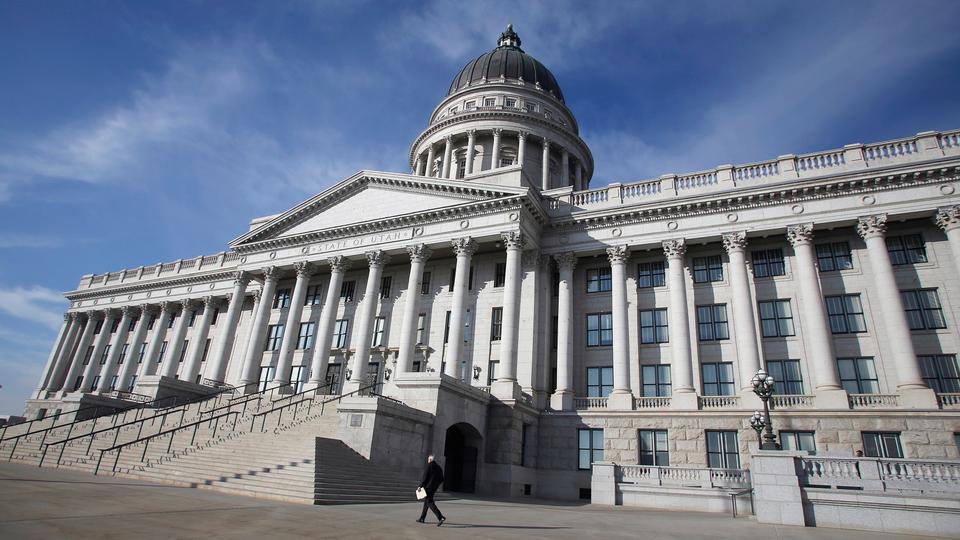 Utah Senate Votes To Decriminalise Polygamy Among Consenting Adults
