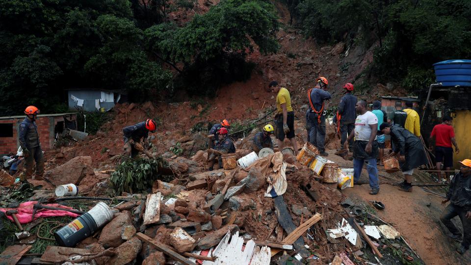 At least 21 dead as torrential rain hits Brazil