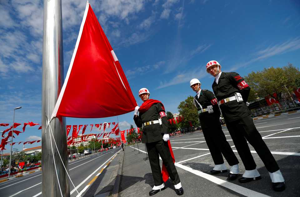 Turkish soldiers take part in a ceremony marking the 95th anniversary of Victory Day in Istanbul, Turkey, August 30, 2017.