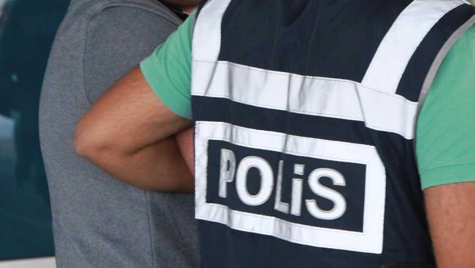 Turkeys main opposition leader Kemal Kilicdaroglus lawyer Celal Celik was arrested early on Friday over alleged ties to the Fetullah Terrorist Organisation (FETO). 