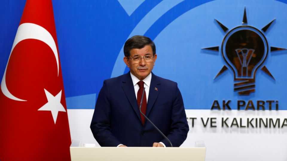 Turkish Prime Minister Ahmet Davutoglu speaks during a news conference at his ruling AK Party headquarters in Ankara, Turkey May 5, 2016.
