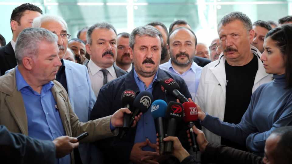 The Grand Unity Party (BBP) leader Mustafa Destici speaks to Turkish press following his delegation's arrival in Istanbul, Turkey on May 5, 2016. 