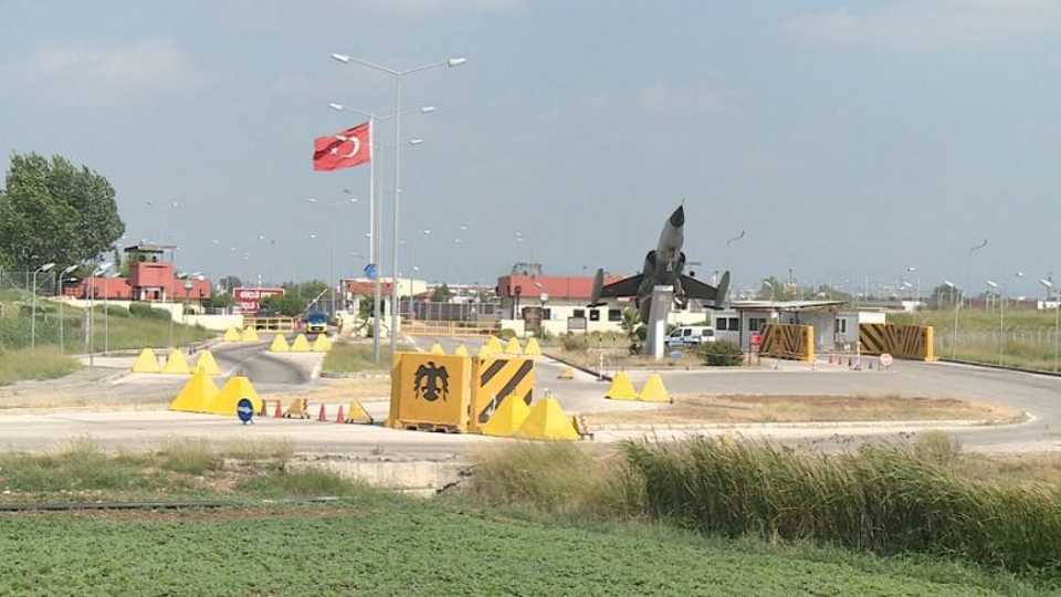The picture shows a fighter jet at Incirlik air base in Adana province.