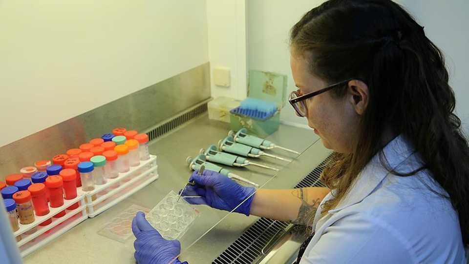 Menekse Ermis Sen , a research specialist at BIOMATEN, METU Center of Excellence in Biomaterials and Tissue Engineering is working to develop a microchip technology which can diagnose cancer cells from body fluids.