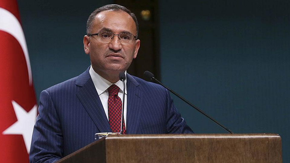Turkish government spokesman Bekir Bozdag speaks. in a press conference after a cabinet meeting in Ankara, Turkey on November 20, 2017. (Photo AA)