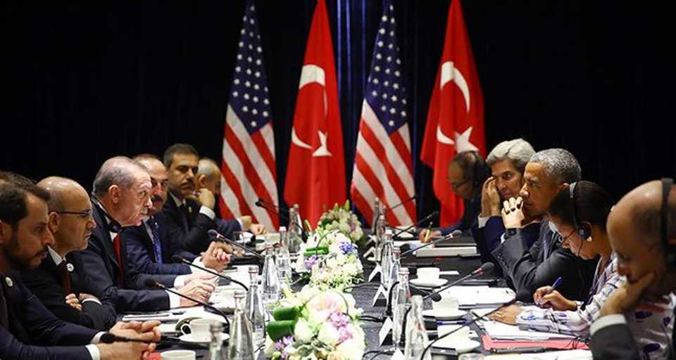 President Recep Tayyip Erdoğan and US President Barack Obama following a closed-door meeting ahead of the G20 Summit in China, September 4, 2016. 
