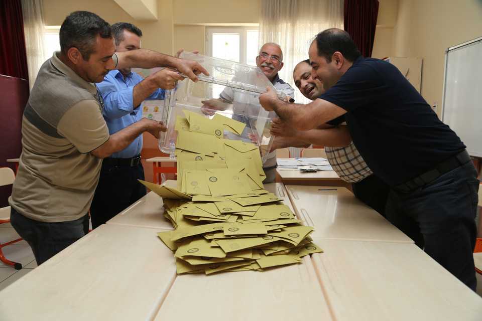 Envelopes containing ballot papers are being counted in Kahramanmaras, Turkey on June 24, 2018 as voting ends for Turkish presidential and parliamentary elections in Turkey.