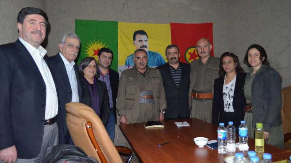 HDP MPs Selahatin Demirtaş and Sırrı Süreyya Önder, Mayor of Diyarbakır Gülten Kışanak and other HDP members seen with PKK leaders Murat Karayılan and Sabri OK in this file photo shared on Facebook by HDP MP Sırrı Süreyya Önder.