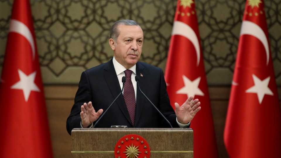 Turkish President Recep Tayyip Erdogan makes a speech during his meeting with mukhtars at the Presidential Palace in Ankara, Turkey, December 1, 2016. 