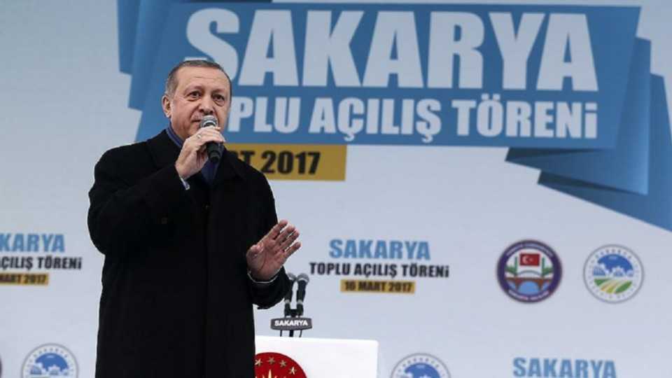 Turkish President Recep Tayyip Erdogan addresses crowd during a ceremony in Sakarya, Turkey, March 15, 2017.