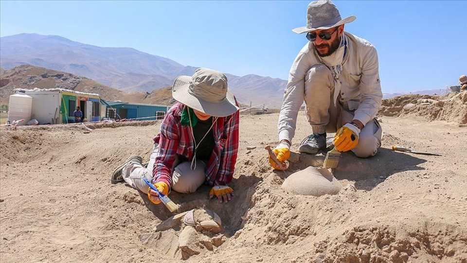 Archaeologists are seen unearthing artefacts belonging to the Urartian Kingdom in eastern Turkey.