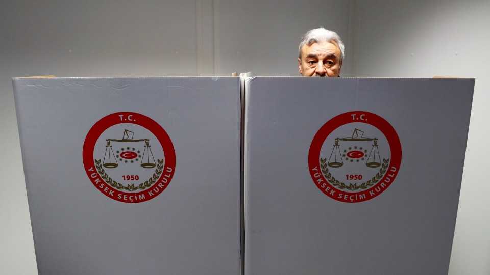 Around 2.9 million Turkish expatriates are eligible to vote in the upcoming referendum.