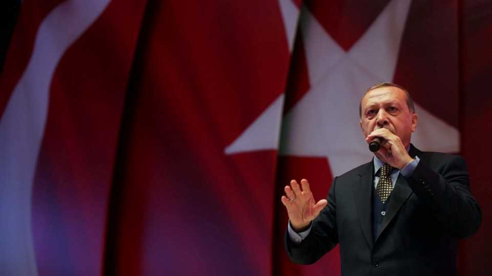 Turkish President Tayyip Erdogan makes a speech during an event ahead of the constitutional referendum in Istanbul, Turkey April 12, 2017.