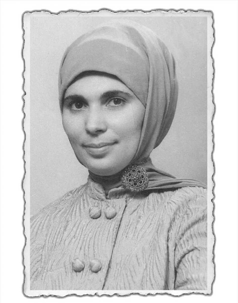 Sule Yuksel Senler with her own headscarf, which is widely called Sulebas, in 1969.